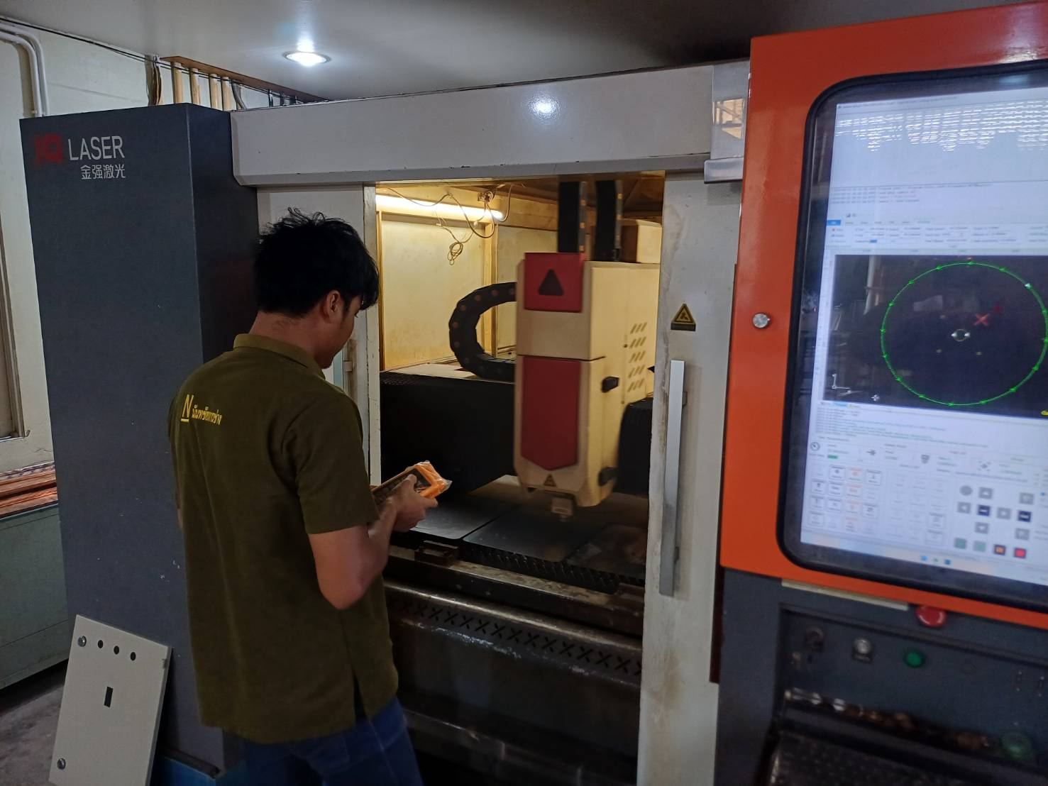 CAD และการเตรียมไฟล์แผ่นคลี่สำหรับตัดเลเซอร์